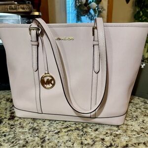 Michael Kors Light Pink Jet Set Travel Large Tote Bag